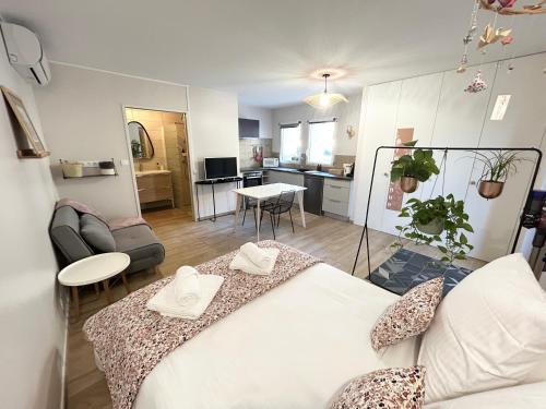 Photo de la galerie de l'établissement Chez Flo - Clim Parking - GLG Savoie, à Saint-Pierre-dʼAlbigny