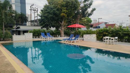 Πισίνα στο ή κοντά στο DJ Residency and Pool Party