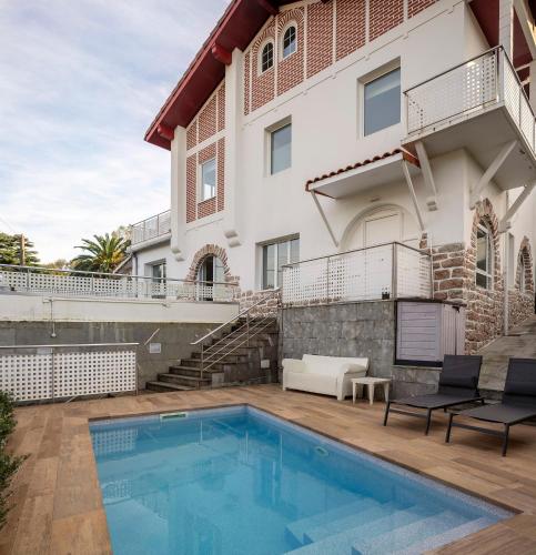 Villa Alaia
