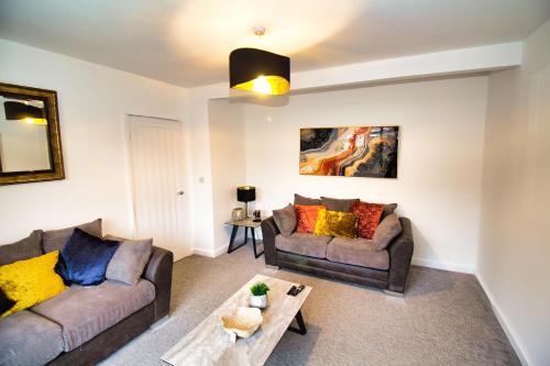 Χώρος καθιστικού στο 3 Bed Semi - Refurbished High Standard - Off Street Parking - Large Garden - Dog Friendly - Fast Wifi