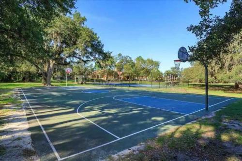 Resort-Style Home in gated community with ammenities close to MCO and Parks! photo 31