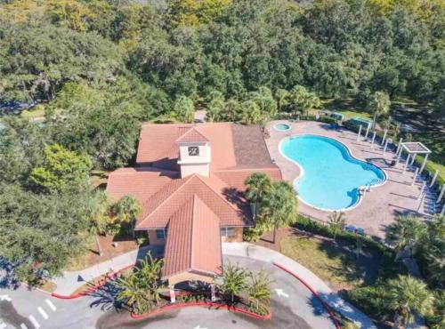 Resort-Style Home in gated community with ammenities close to MCO and Parks! photo 5