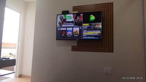 TV a/nebo společenská místnost v ubytování Suíte Premium Barra do Piraí