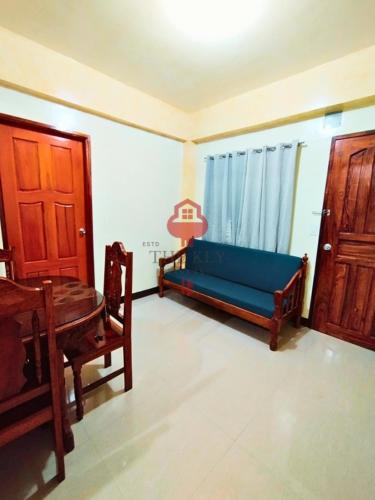 Area tempat duduk di The Key Transient