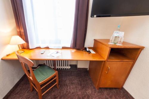 Фотография из галереи Hotel Ahl Meerkatzen в городе Кёльн