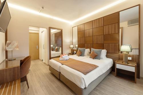 Una cama o camas en una habitación de Hotel Lido