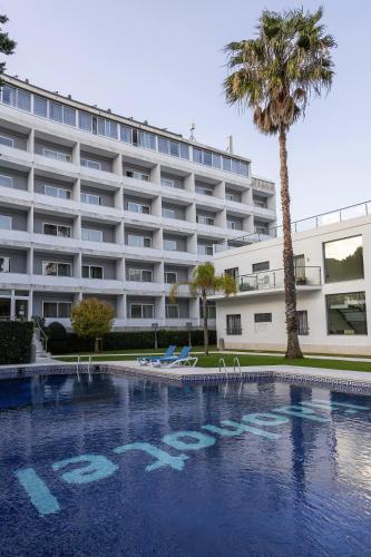La alberca dentro o cerca de Hotel Lido