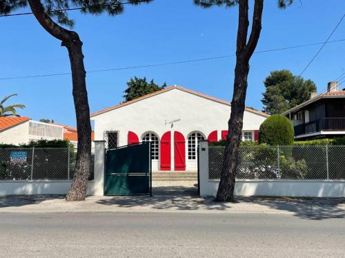 Maison 5 pièces 8 couchages ARGELES SUR MER AR000-070