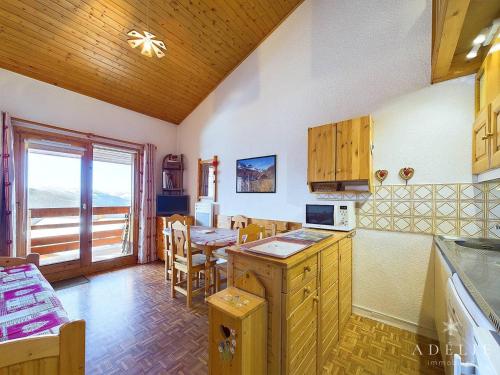 Studio Cabine et Mezzanine pour 4 pers à Montvalezan-La Rosière - FR-1-398-550