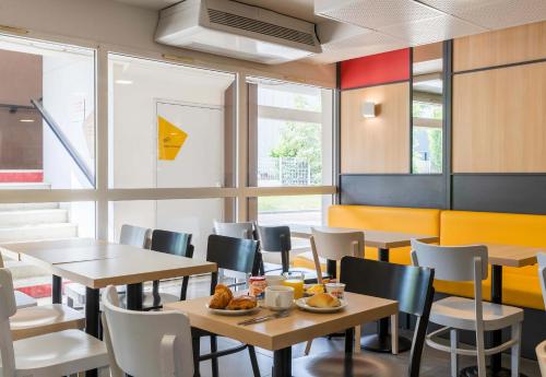 Χώρος καθιστικού στο B&B HOTEL Auxerre Bourgogne