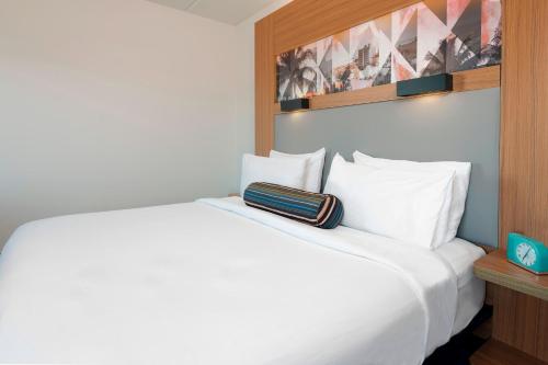 Aloft Jacksonville Airport Image