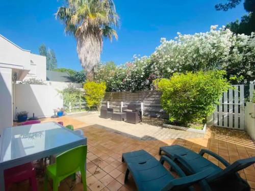 Villa 5mn mer, 8pers, 100m2, grande terrasse, clim