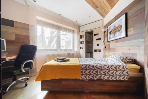 Postel nebo postele na pokoji v ubytování B48 Bigflat - kényelem 130 m2 en