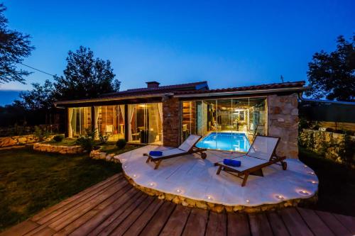 Rustic villa Radosic with indoor pool
