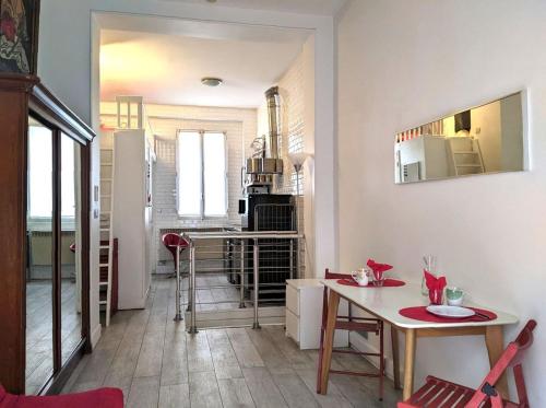 Duplex and private patio at Eiffel Tower