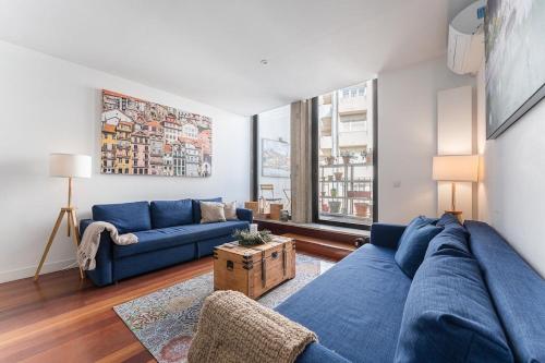 City-Center Apartments with Mezzanine and Terrace