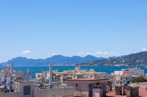 Le 701, Climatisé, toit terrasse vue mer, parking