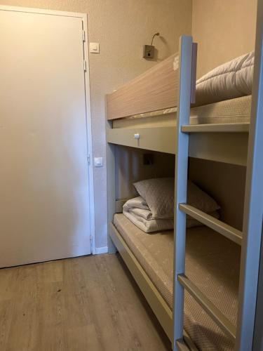 Appartement cote pinede 1 chambre