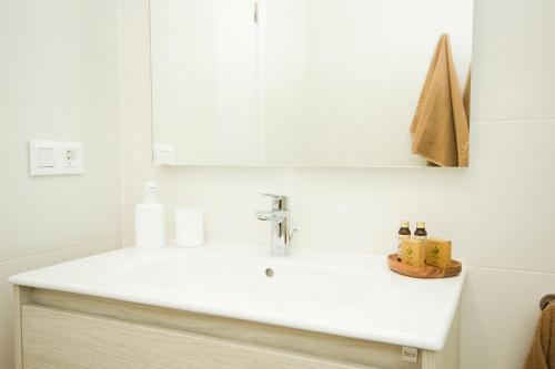 Casa Kelia - By AZ Rentals