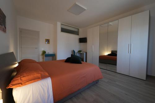 Panorama Vesuvius Materday Dream Guesthouse with Lift near to Subway in Napoli Center