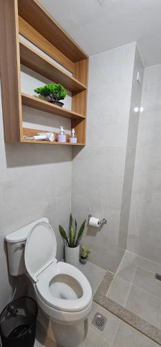 Koupelna v ubytování Cozy Flat in City Center