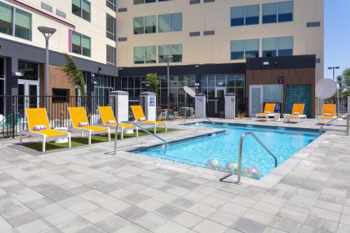 Aloft Glendale at Westgate Image