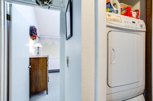 Una cocina o zona de cocina en Snowater Condo 38 - A great mountain retreat