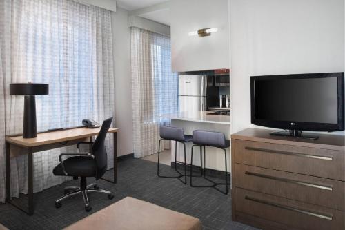 Residence Inn Memphis Downtown Image