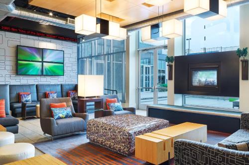 Aloft San Antonio Airport Image