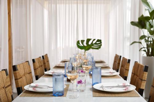 Gambar di galeri bagi Cadillac Hotel & Beach Club, Autograph Collection di Miami Beach