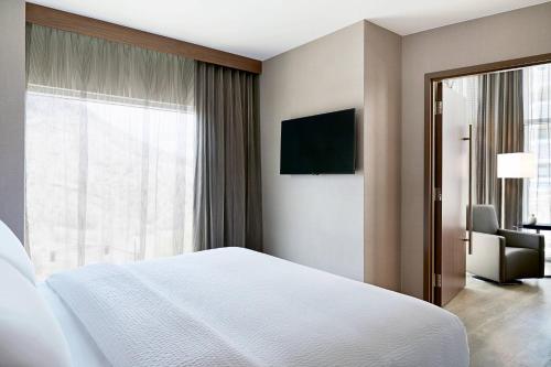AC Hotel by Marriott Phoenix Tempe/Downtown Image