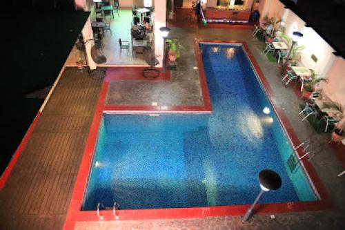 Der Swimmingpool an oder in der Nähe von Best Western Plus-standard