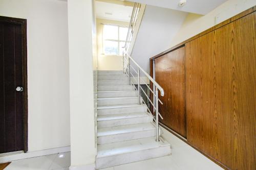 Galeriebild der Unterkunft FabHotel Tals Hitech Nr Hitech City in Hyderabad