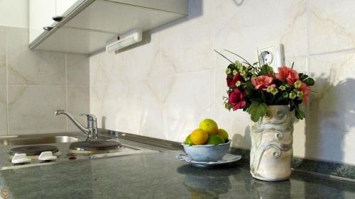 Apartment for two persons with sea view in Trogir near the beach