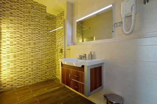 Kúpeľňa v ubytovaní Nice Beach Apartments for 3 adults
