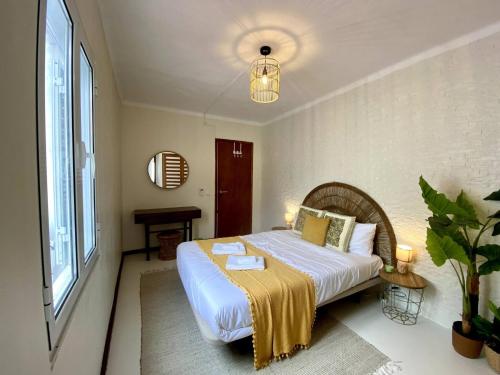 Casa Martinho Cozy Retreat in the Heart of Ponta Delgada