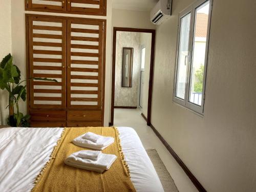 Casa Martinho Cozy Retreat in the Heart of Ponta Delgada