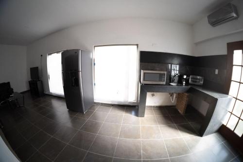 Küche/Küchenzeile in der Unterkunft Spacious apartment for 2 people
