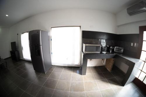 Küche/Küchenzeile in der Unterkunft Spacious apartment for 2 people