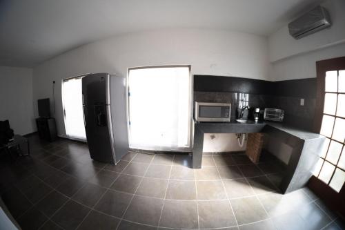 Küche/Küchenzeile in der Unterkunft Spacious apartment for 2 people