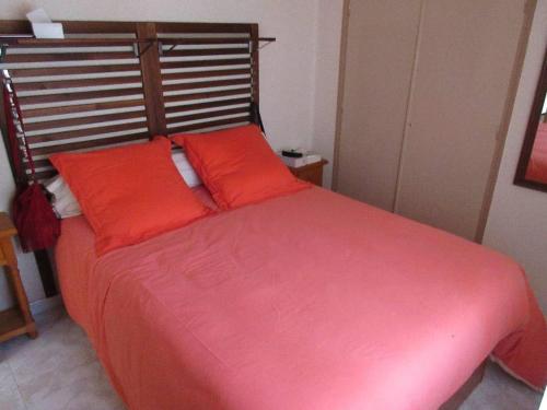 Fotografia z galérie ubytovania Beautiful 2-bedroom apartment less than 50m from the beach and side sea views v destinácii Torrevieja
