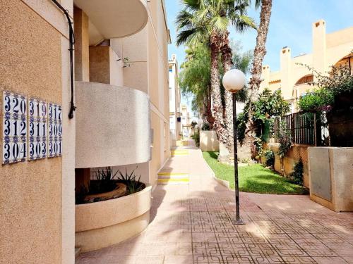 Apt with garden beach