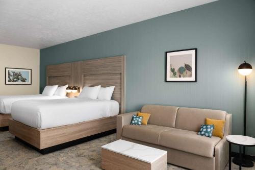 Cama o camas de una habitación en Wingate by Wyndham Kingman