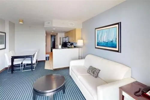 Modern Decor Stunning Ocean View Condo Sleeps 8 photo 7