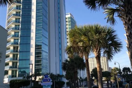 Modern Decor Stunning Ocean View Condo Sleeps 8 photo 18