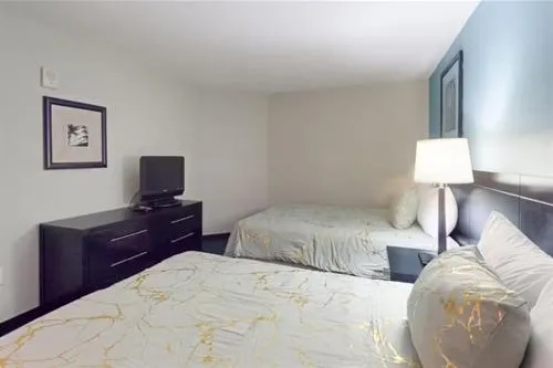 Modern Decor Stunning Ocean View Condo Sleeps 8 photo 39