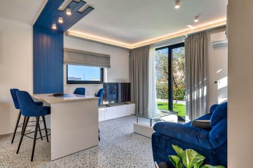 Atemberaubende Villa nur 150 Meter zum Strand mit beheizbarem Privatpool