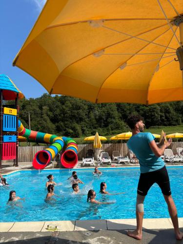 Φωτογραφία από το άλμπουμ του Camping "A l'Ombre des Tilleuls" σε Peyrouse