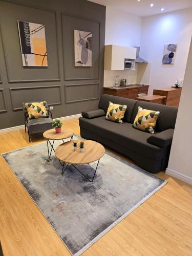 Tesla Boutique Apartments & Rooms