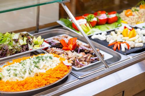 Makanan di atau berdekatan aparthotel ini
